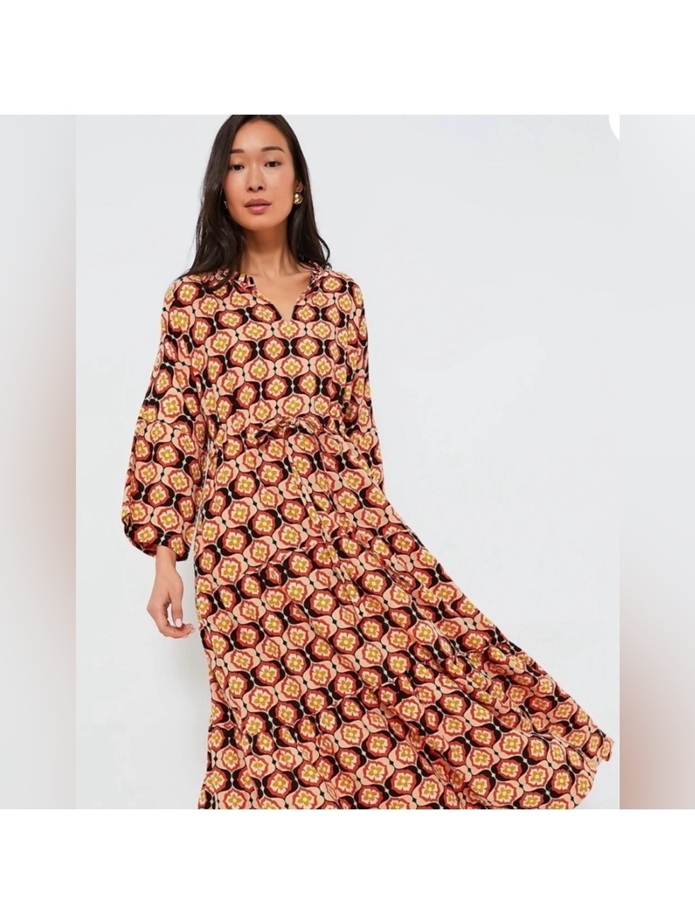 Medium Tuckernuck Beach Honeycomb Bloom Marisol Tie-Waist Caftan - Picture 4 of 10